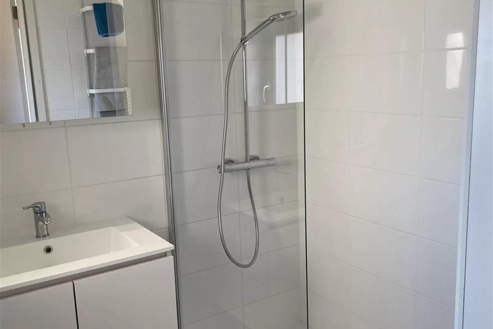 WH95-Bathroom