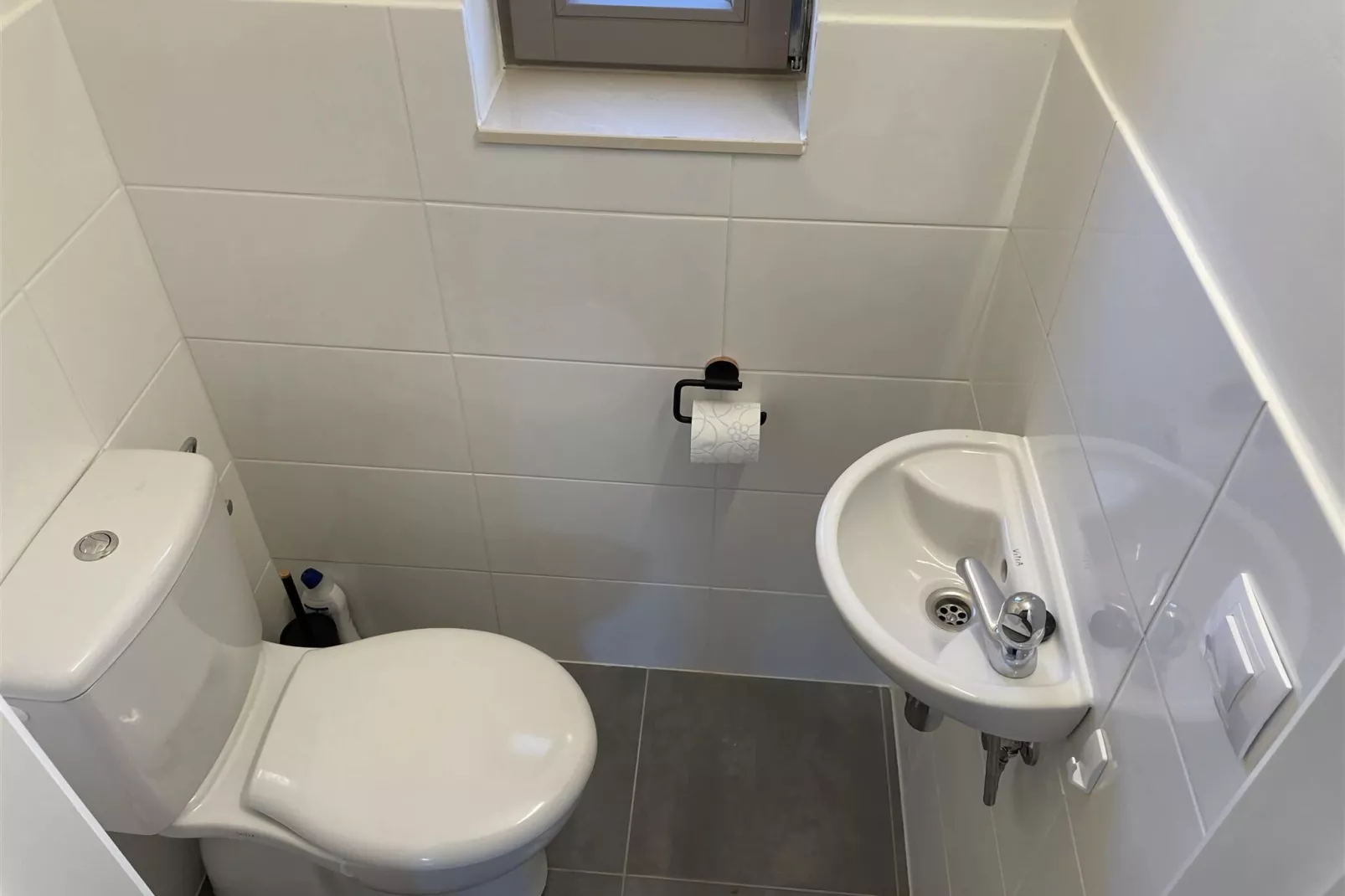 WH95-Bathroom