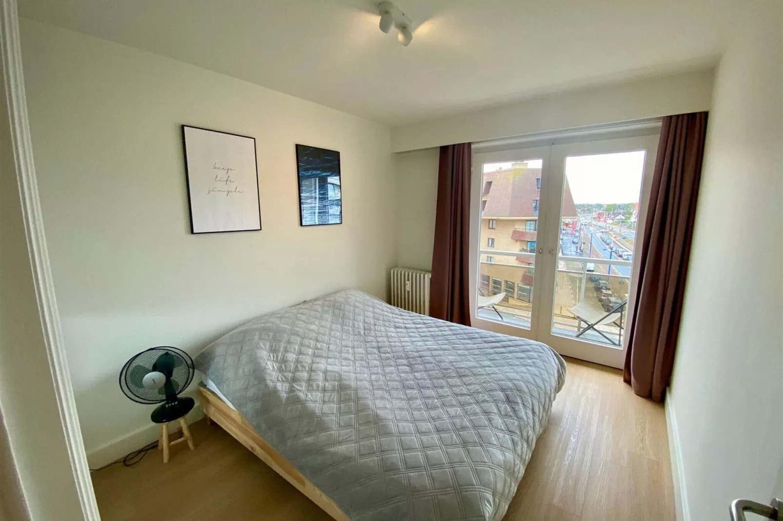Chopin 402-Bedroom