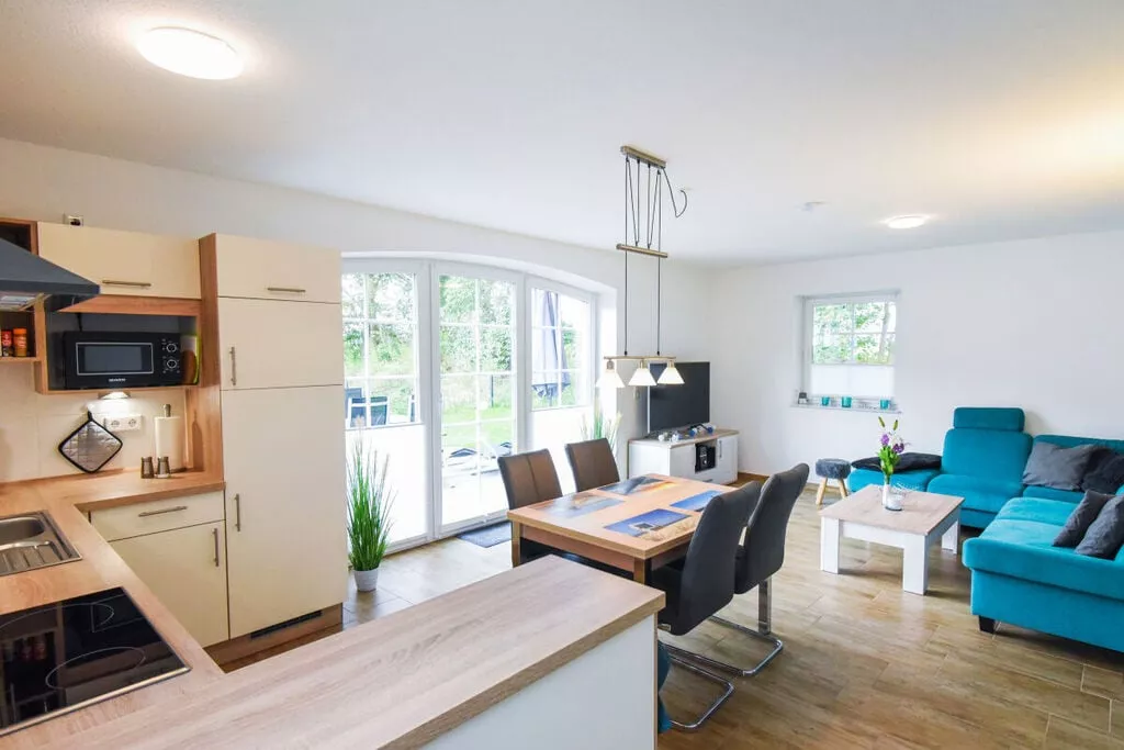 278662-Dining room