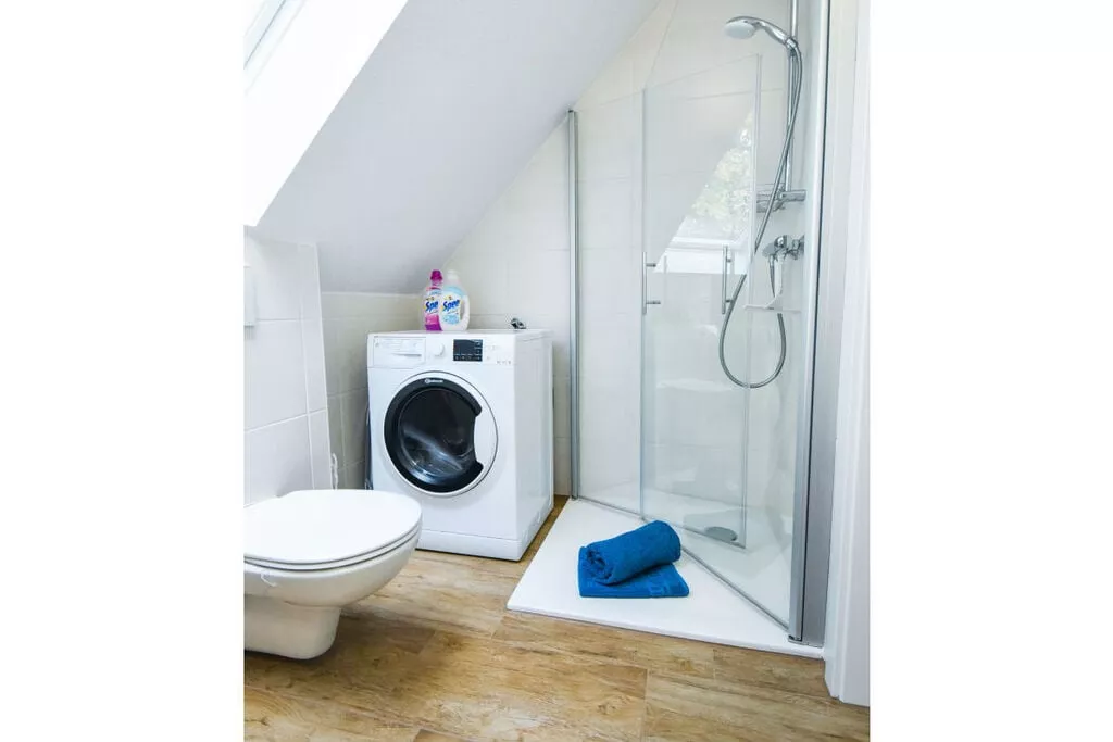 278662-Bathroom