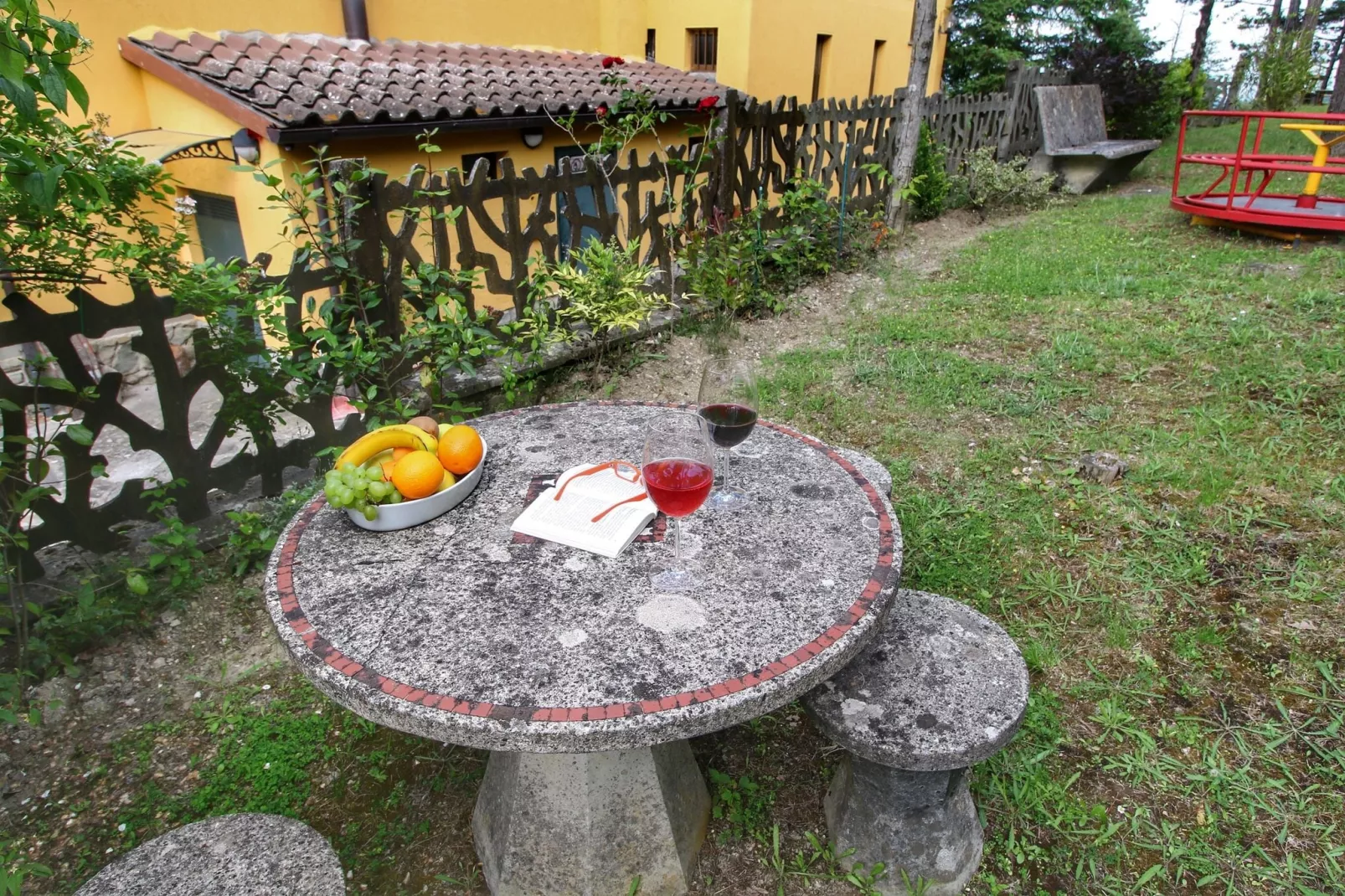 Villa Sole-Gardens summer