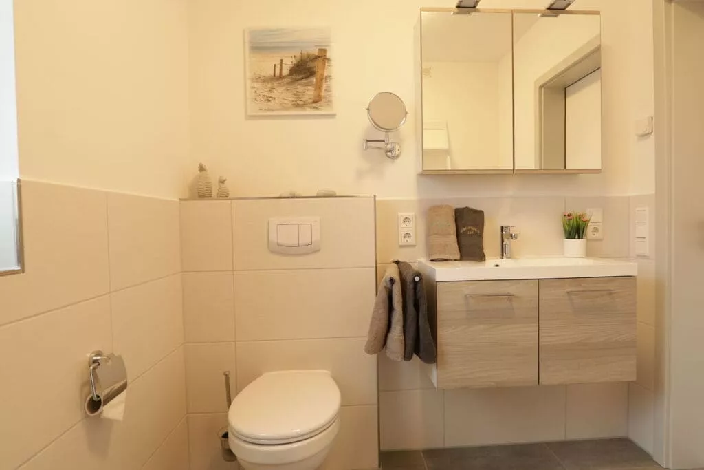 453480-Bathroom