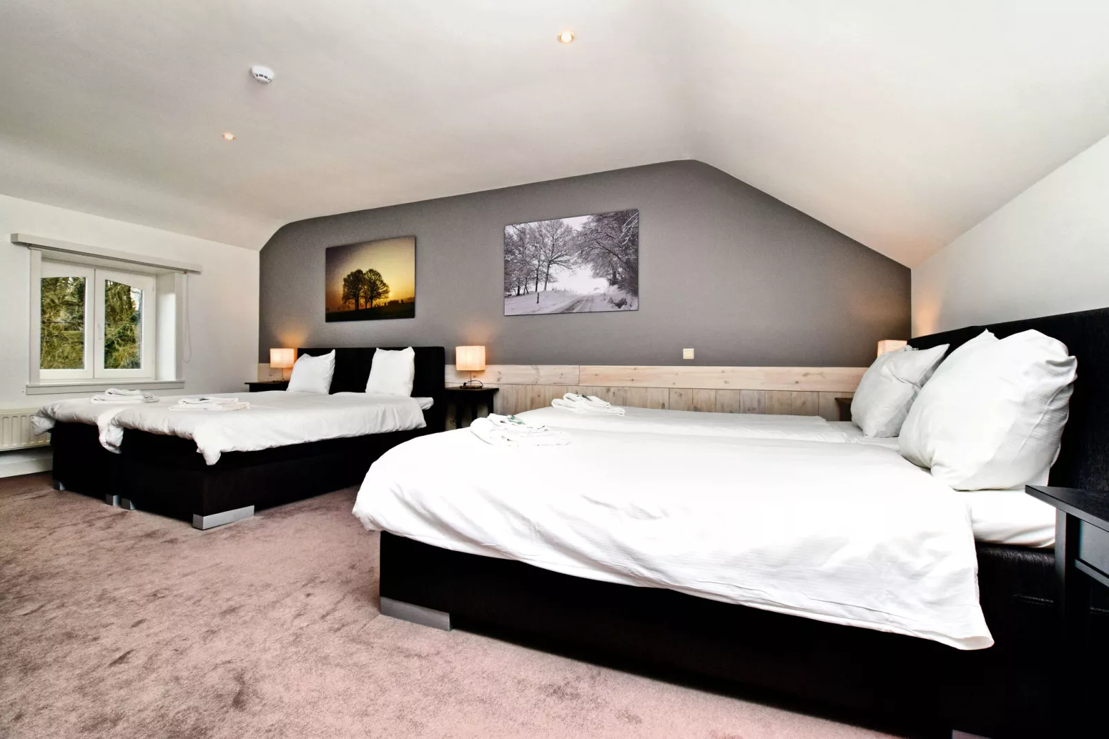 Bord de Rivière-Bedroom