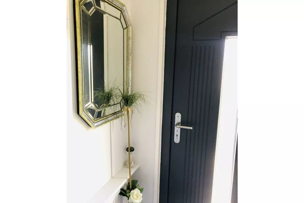 325588-Bathroom