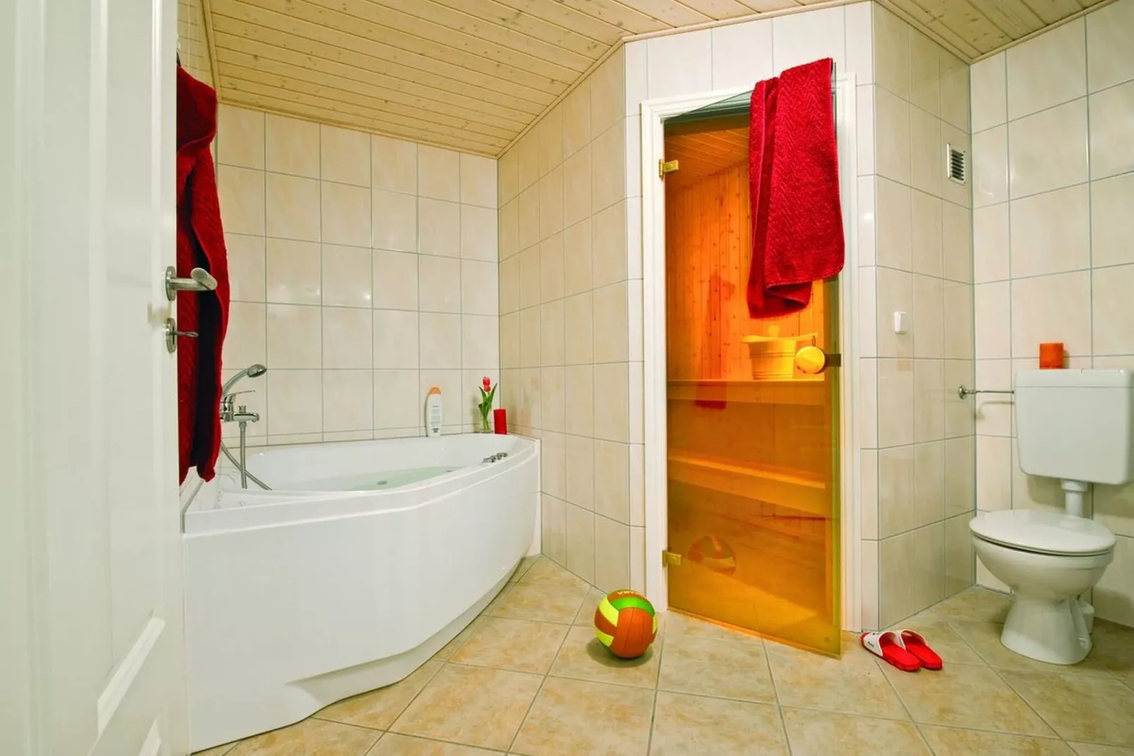 Ferienwohnung Alsen im Schlosspark-Bathroom
