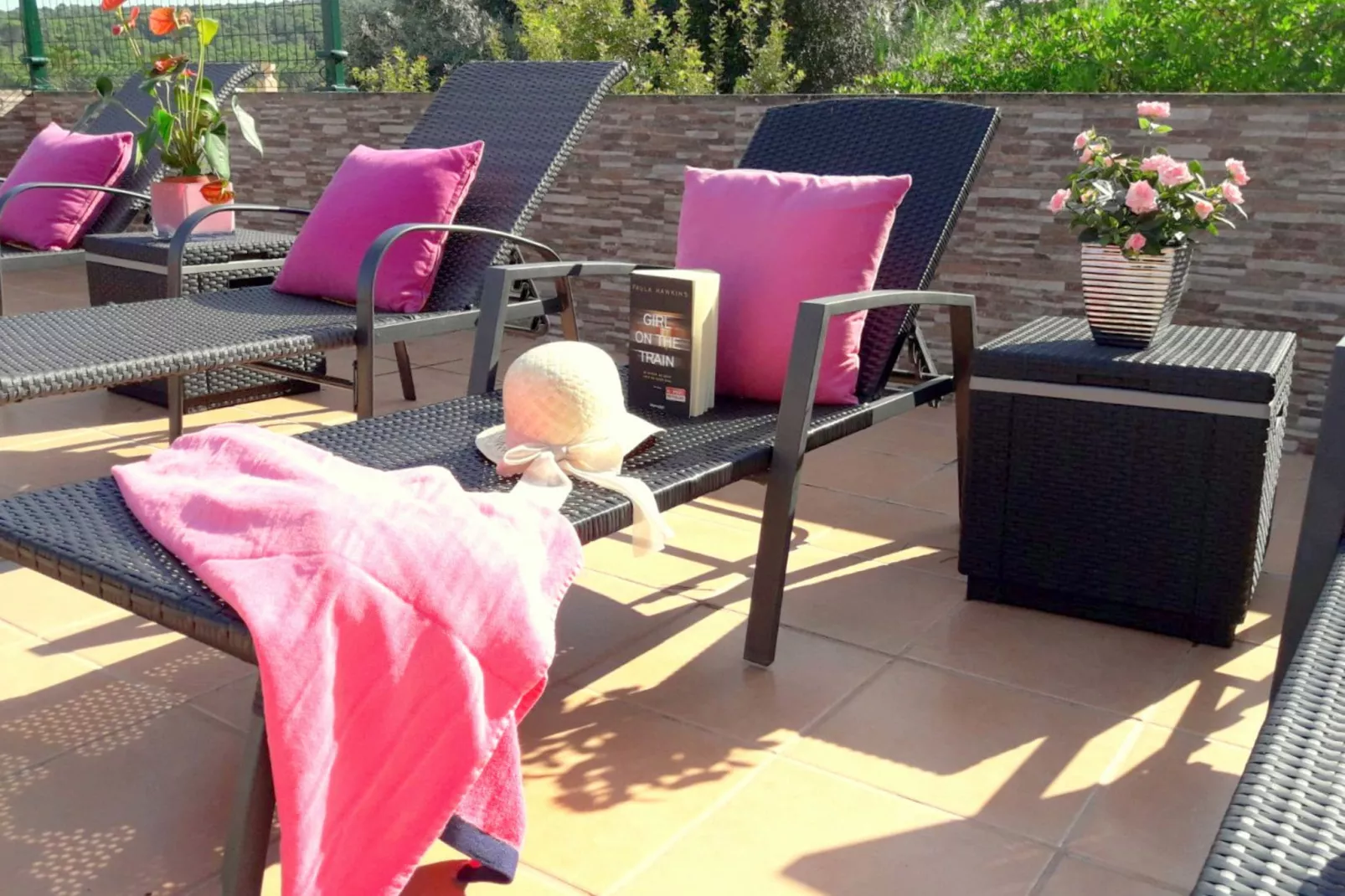 Benestar-Terrace balcony