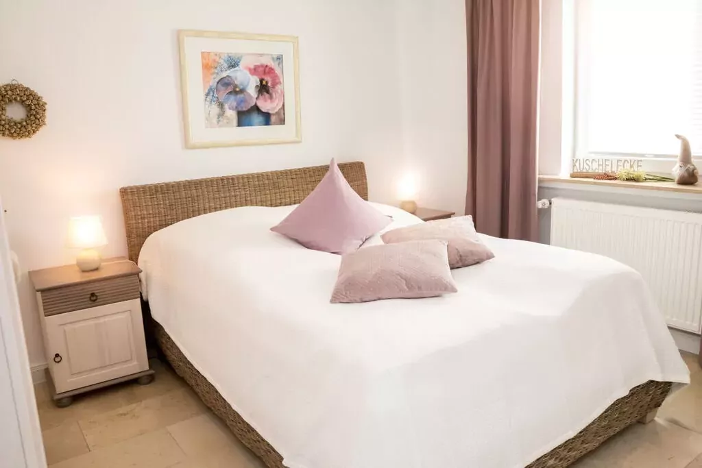 429419-Bedroom