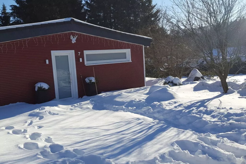 424793-Exterior winter