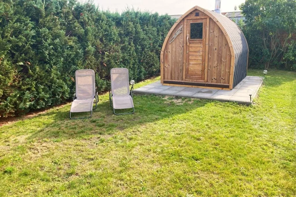 478240-Gardens summer