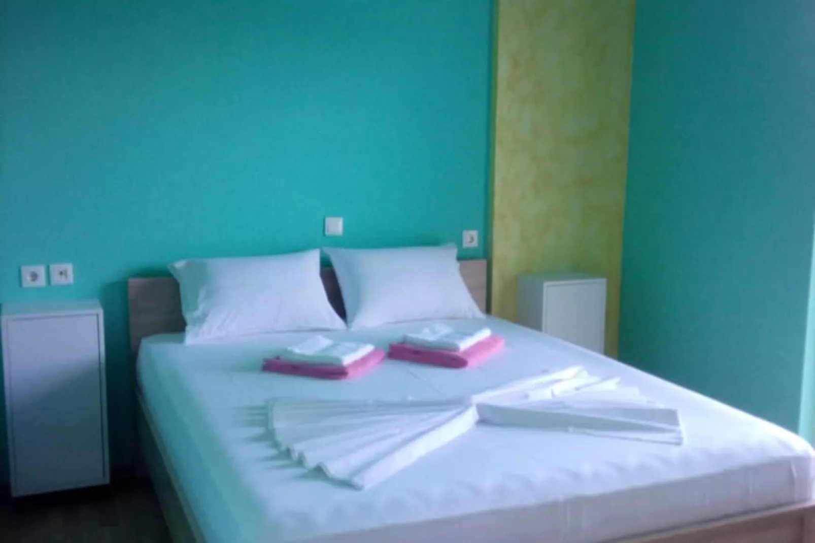 Rafina Port Comfortable-Bedroom