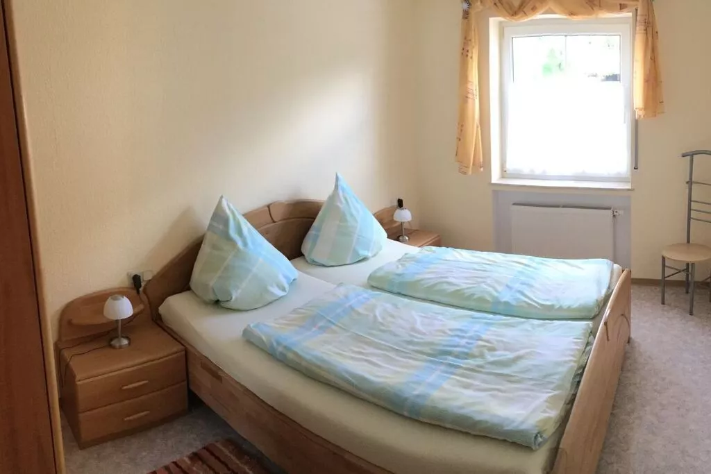 229332-Bedroom