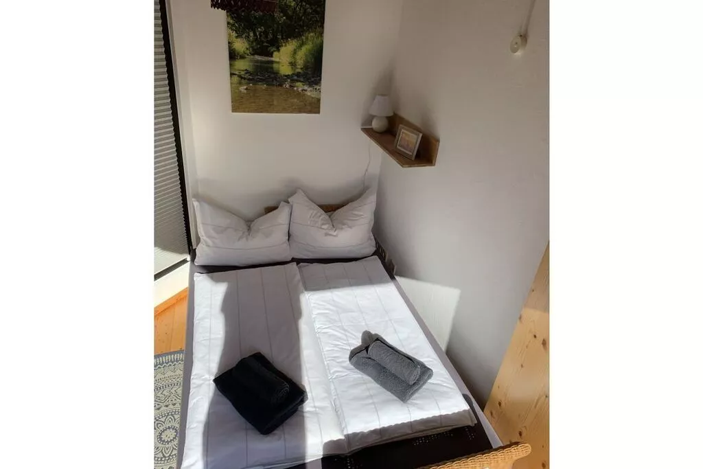 297573-Bedroom