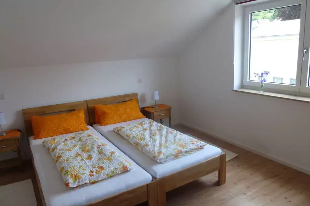 86112-Schlafzimmer
