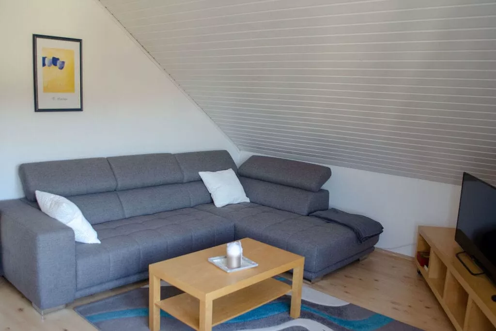 138782-Living room