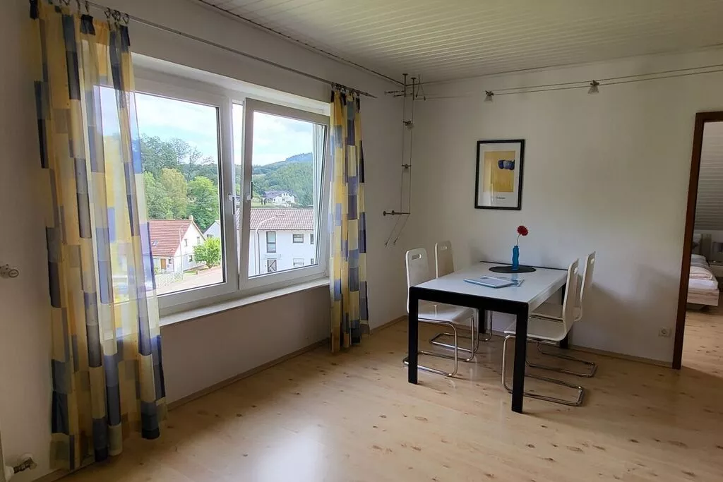 138782-Dining room