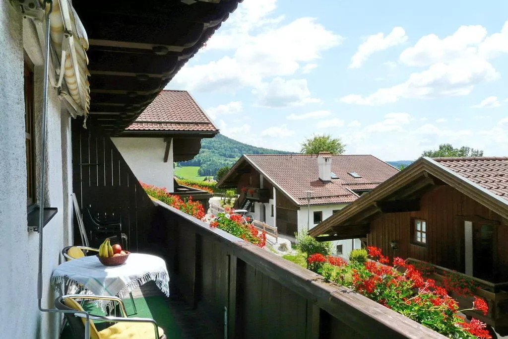 198159-Terrace balcony