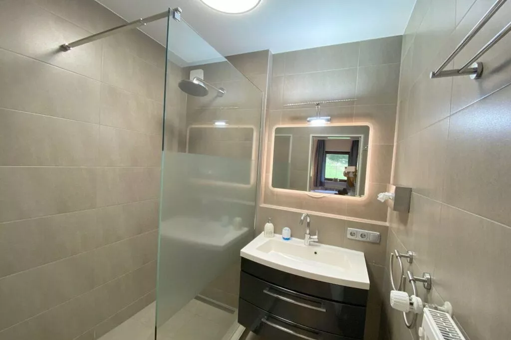 451522-Badezimmer