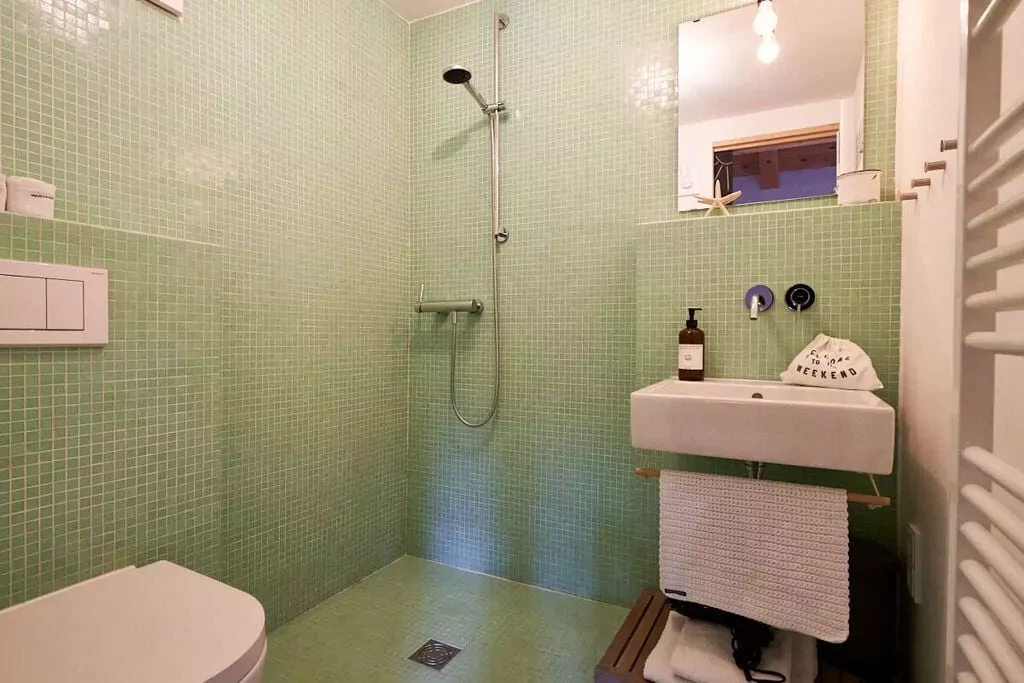 239873-Bathroom