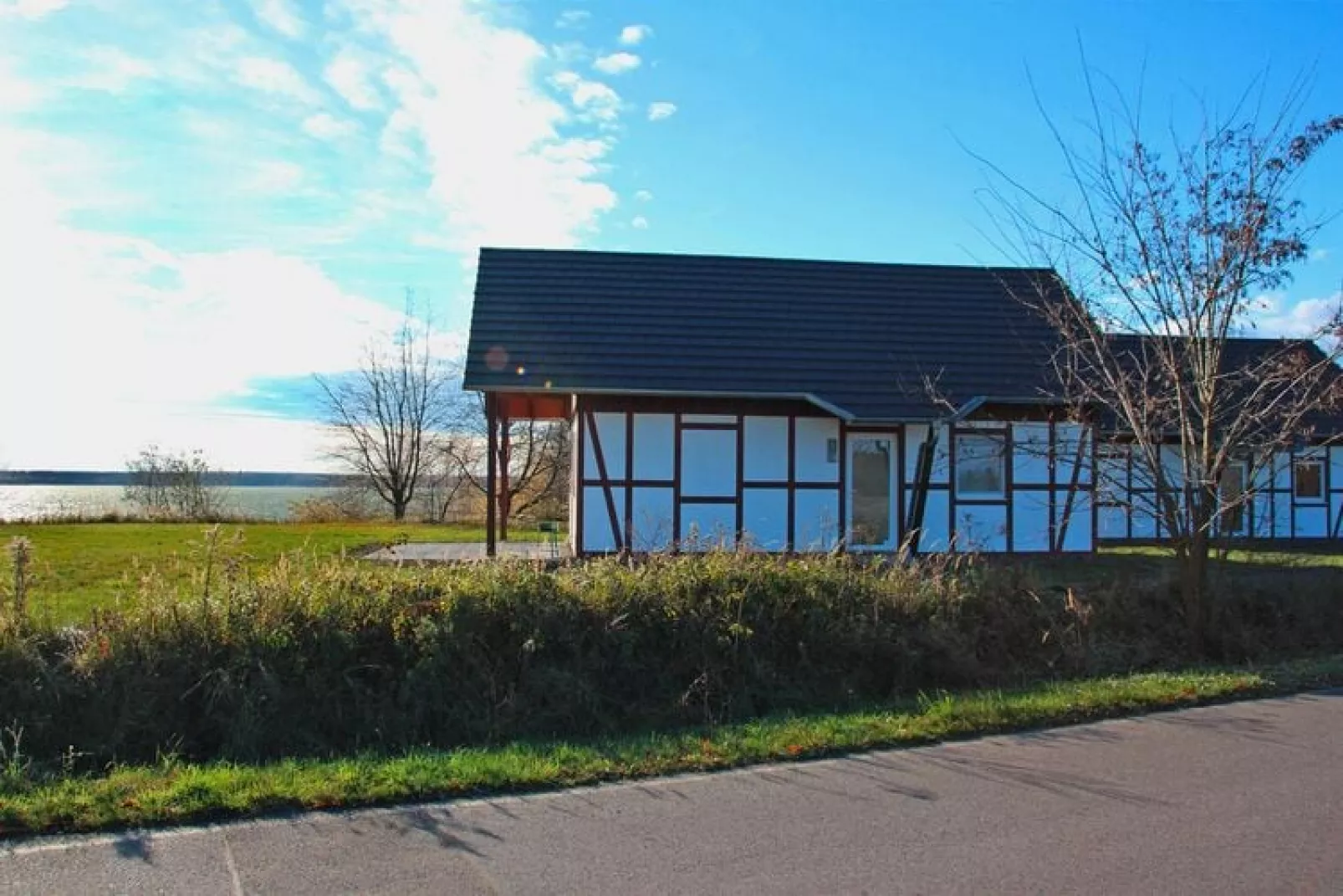 Bungalow am Partwitzer See-Exterior in summer