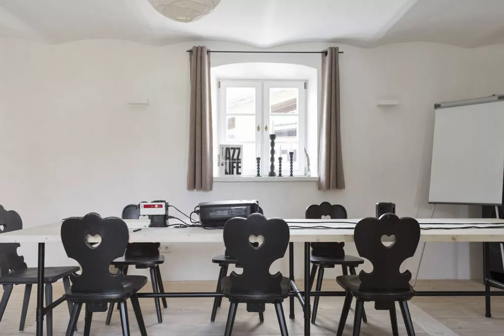 239873-Dining room