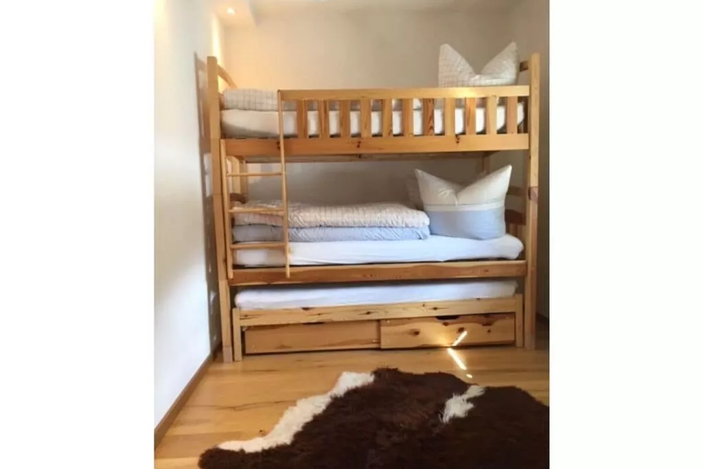 121763-Bedroom