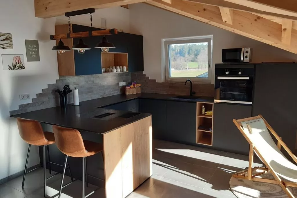 470294-Kitchen