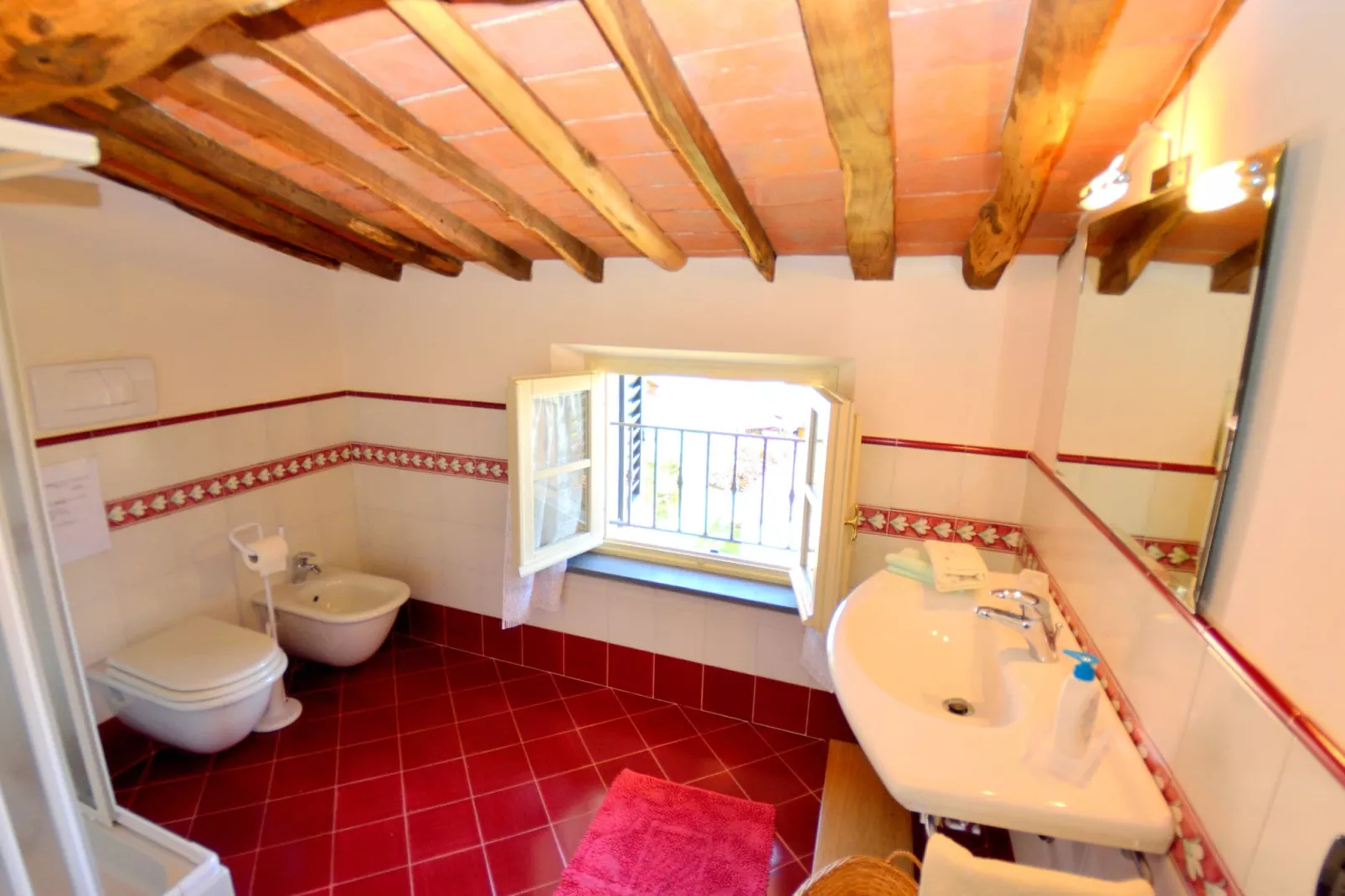 Alda-Bathroom