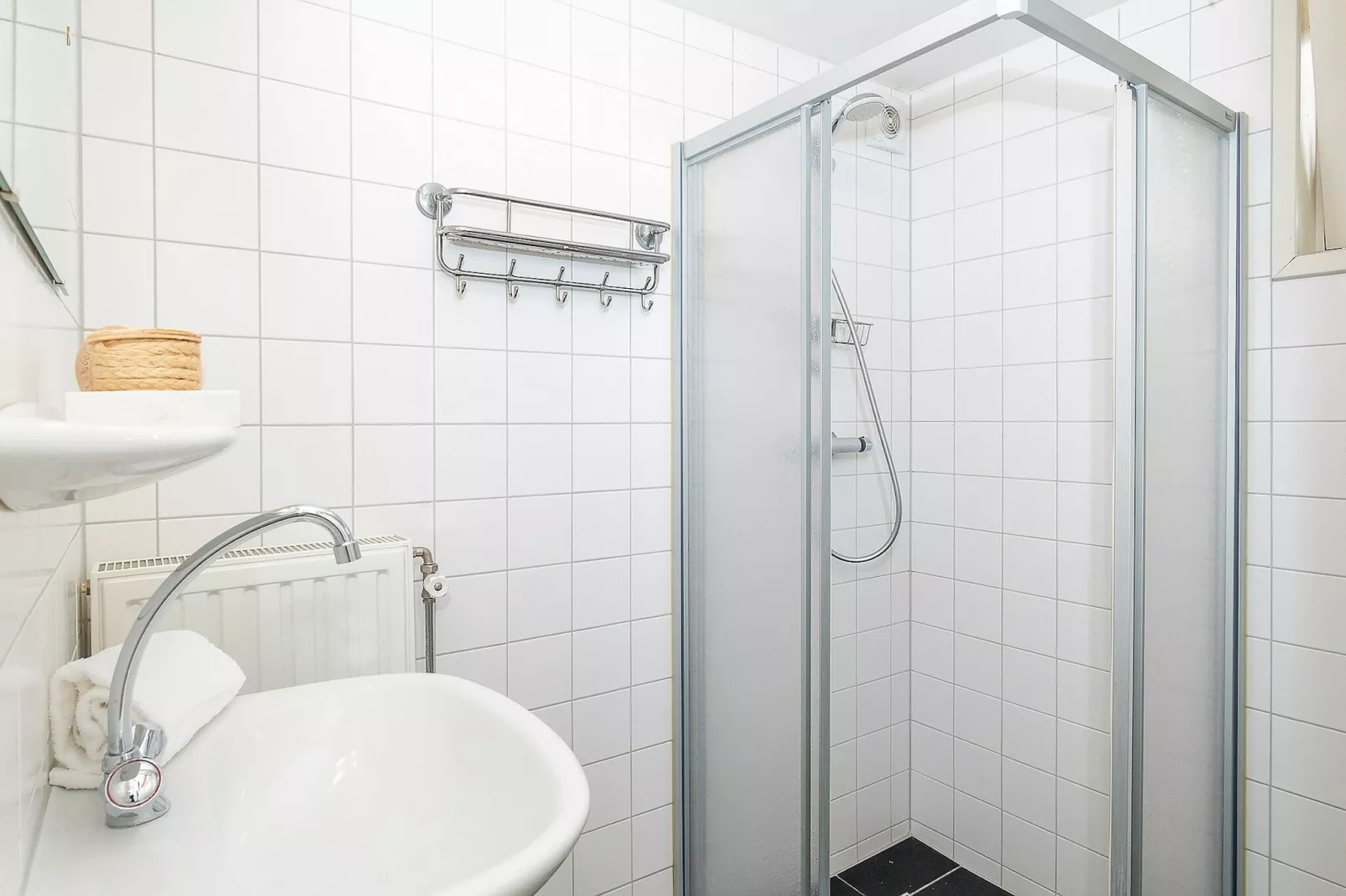 Recreatiepark de Stelhoeve 5-Bathroom