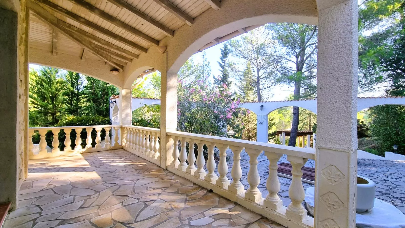 Soleil OC-Terrace balcony
