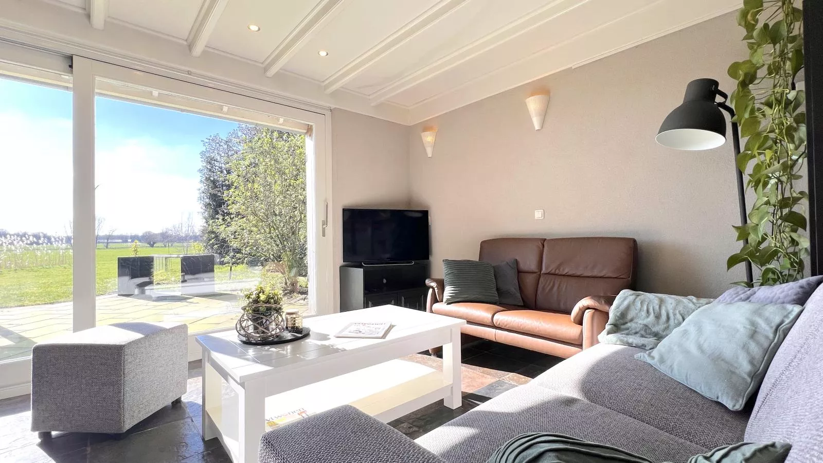Verzicht-Living room
