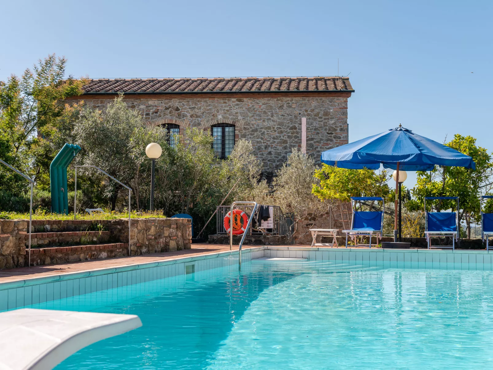 Villa Marsiliana-Outside