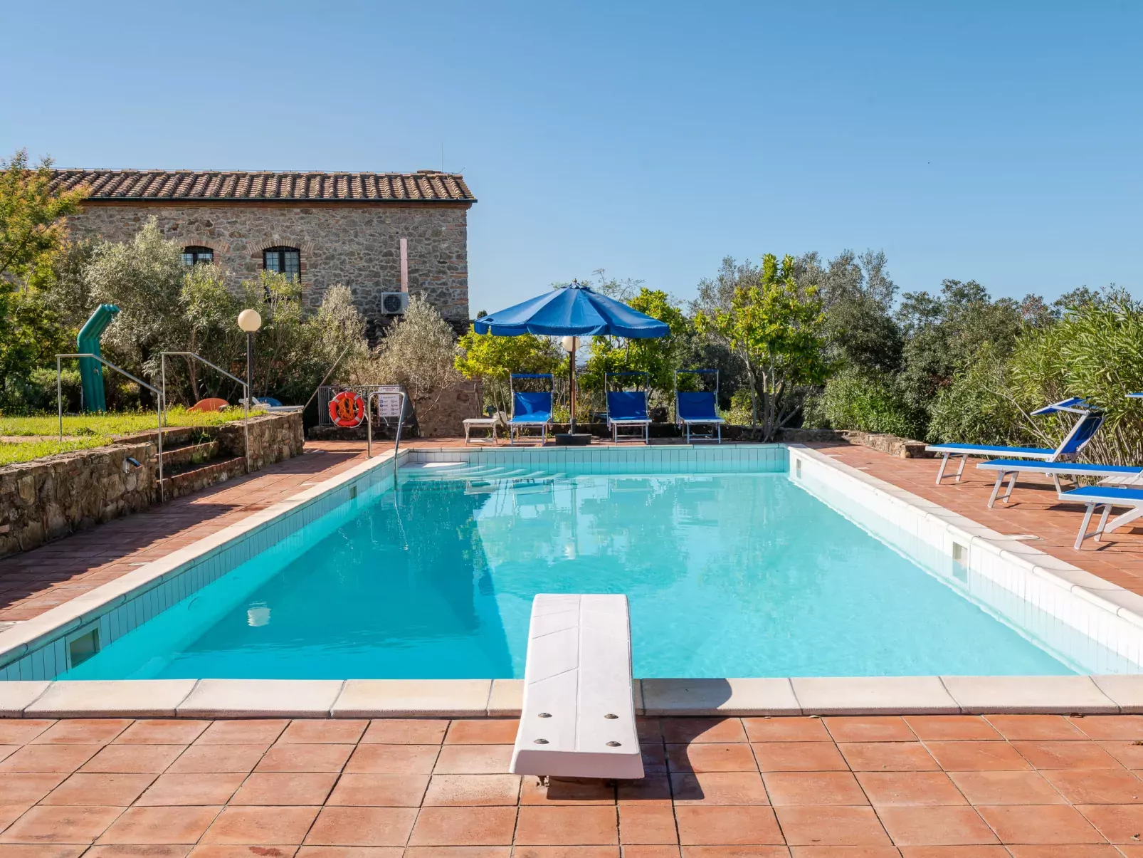 Villa Marsiliana-Outside