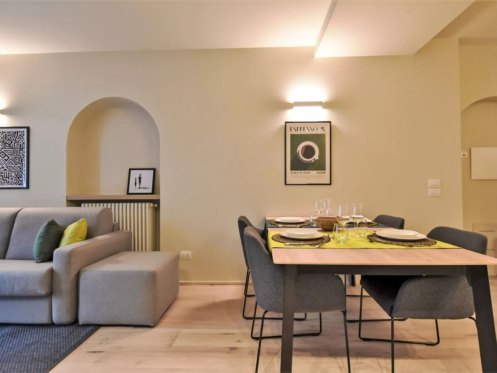 Crocetta Courtyard-Inside