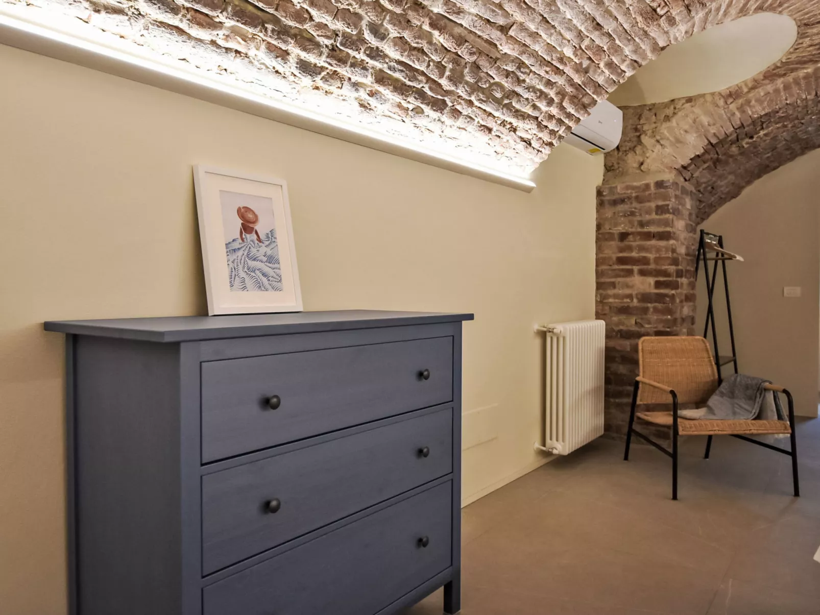 Crocetta Courtyard-Inside