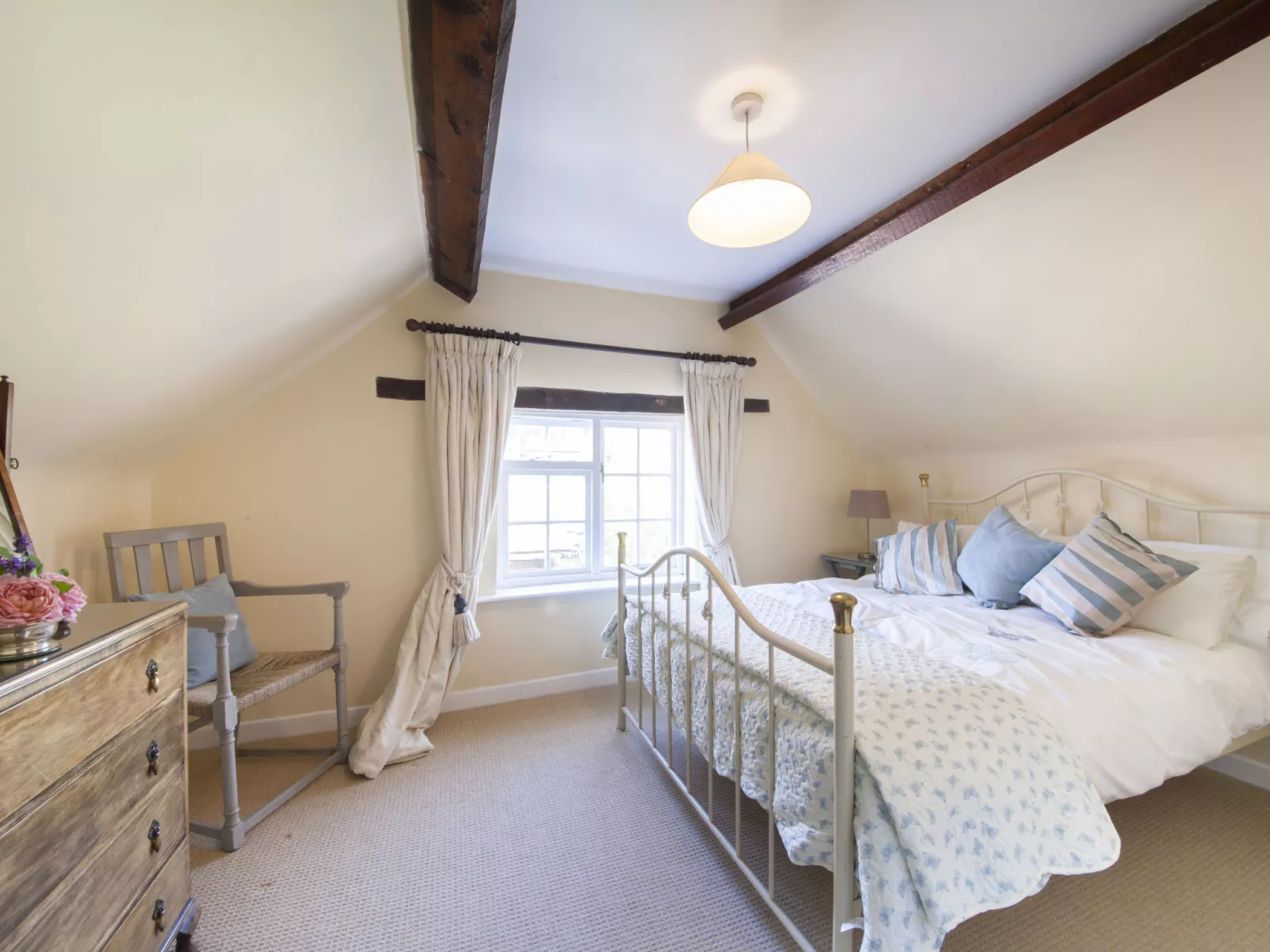 The Carriage House-Inside