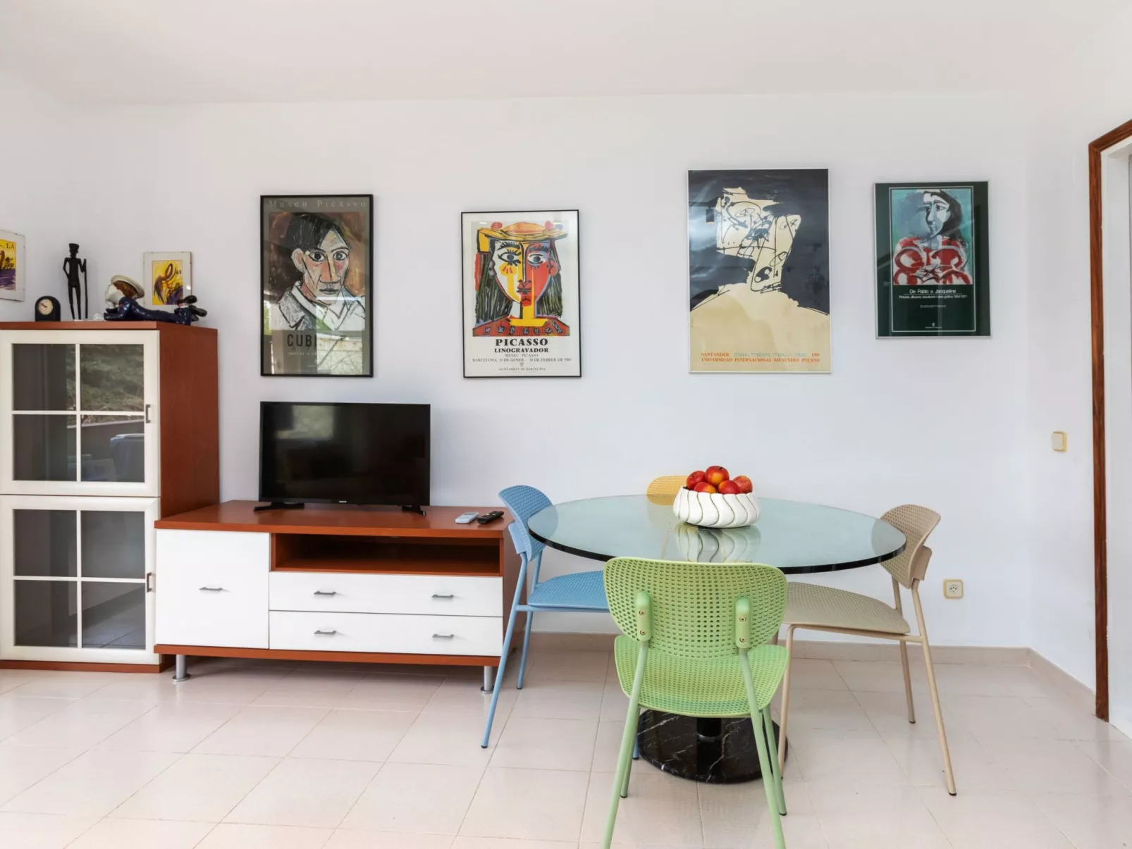 Mediterrani-Inside