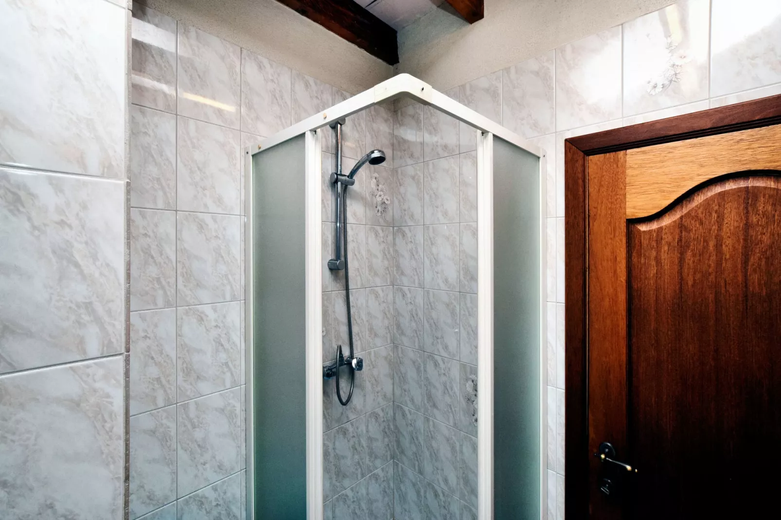 La Buse-Bathroom