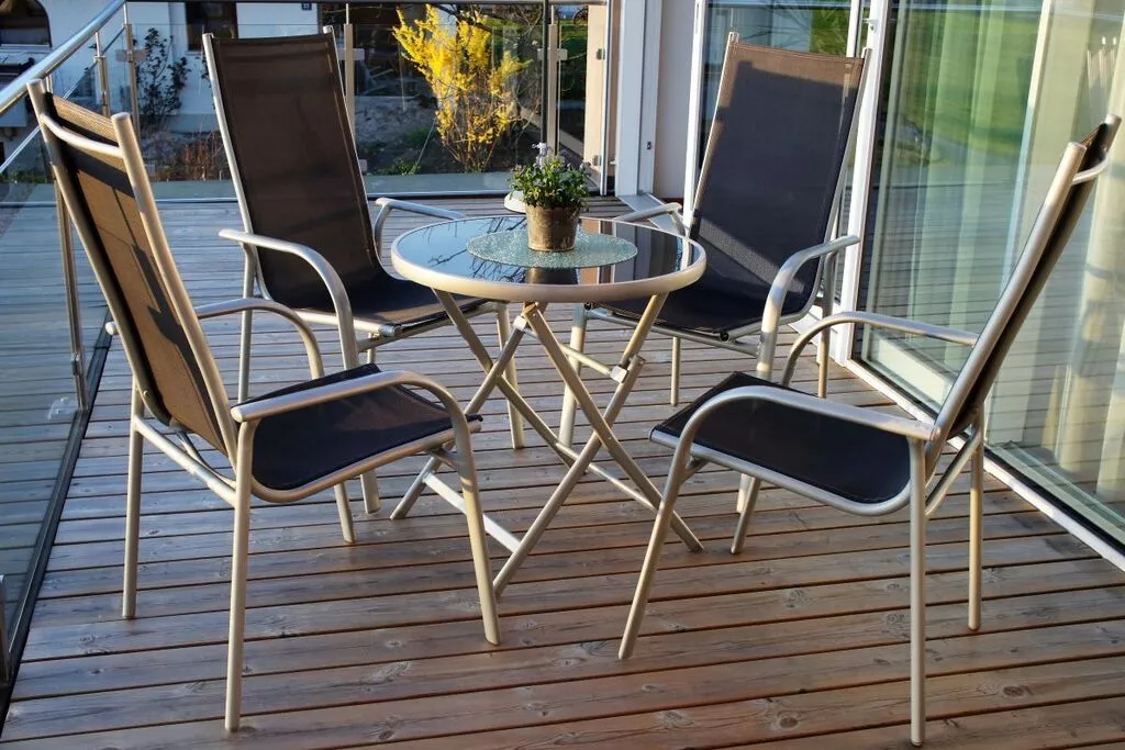 118419-Terrace balcony