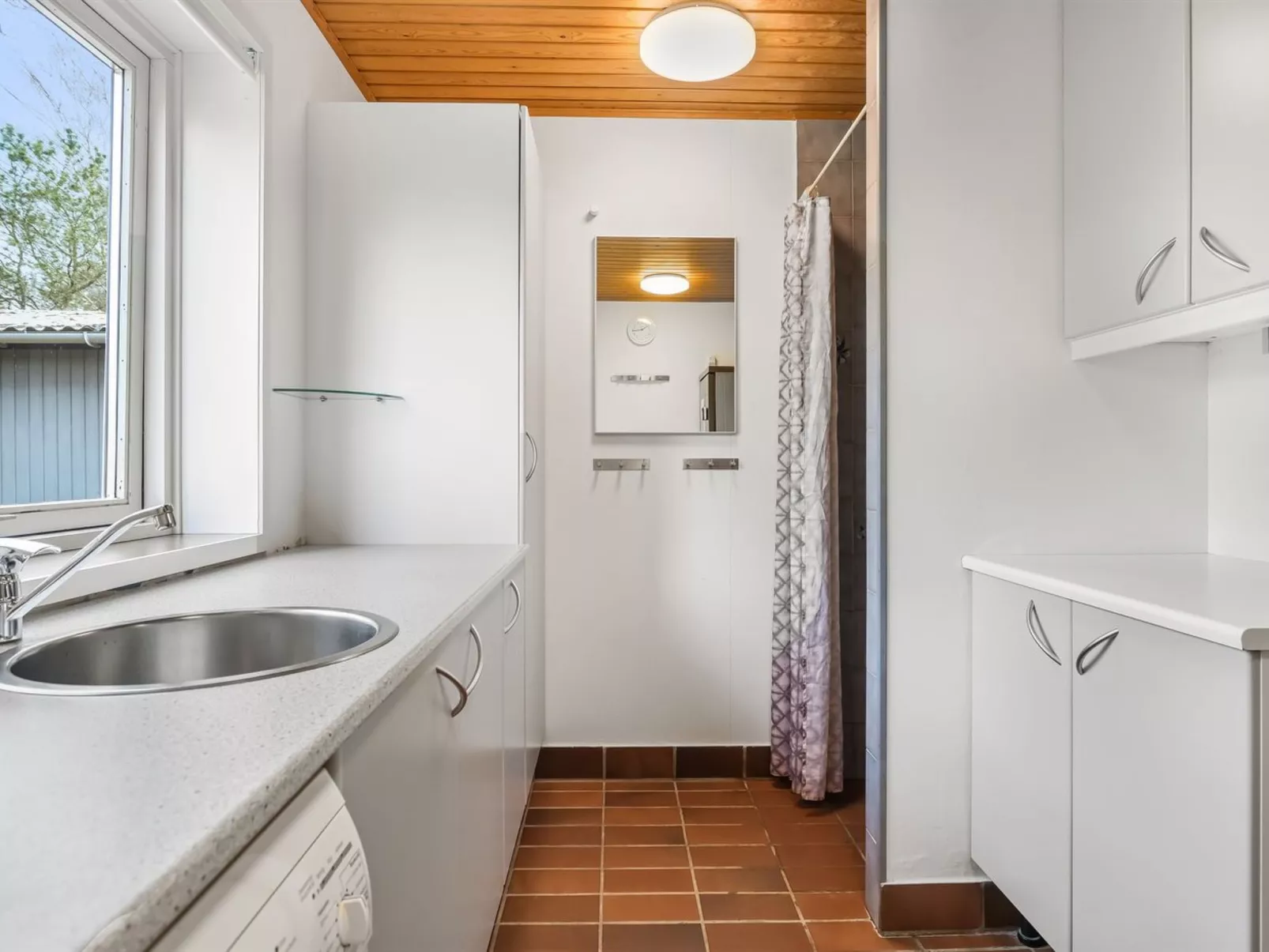 "Ognen" - 1.5km from the sea-Inside