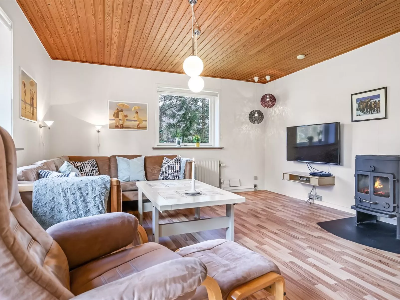 "Ognen" - 1.5km from the sea-Inside
