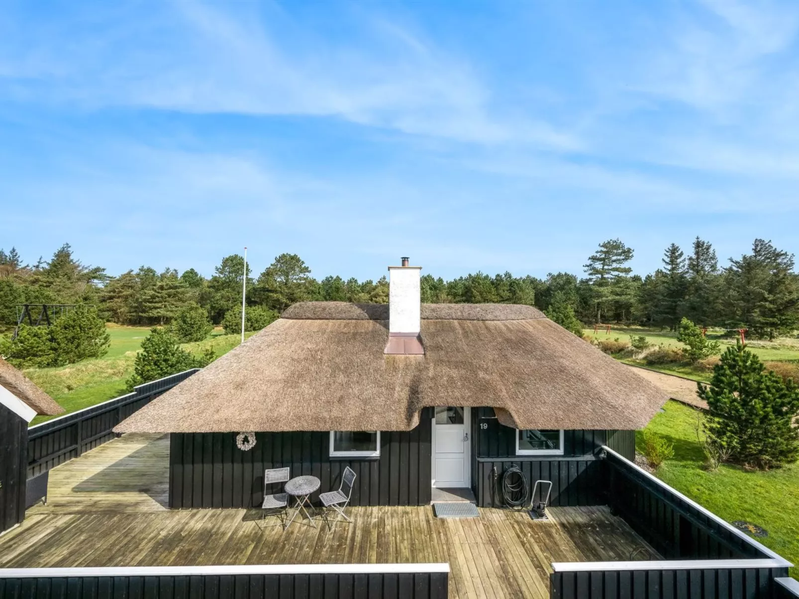 "Hothbrod" - 1.2km from the sea-Outside