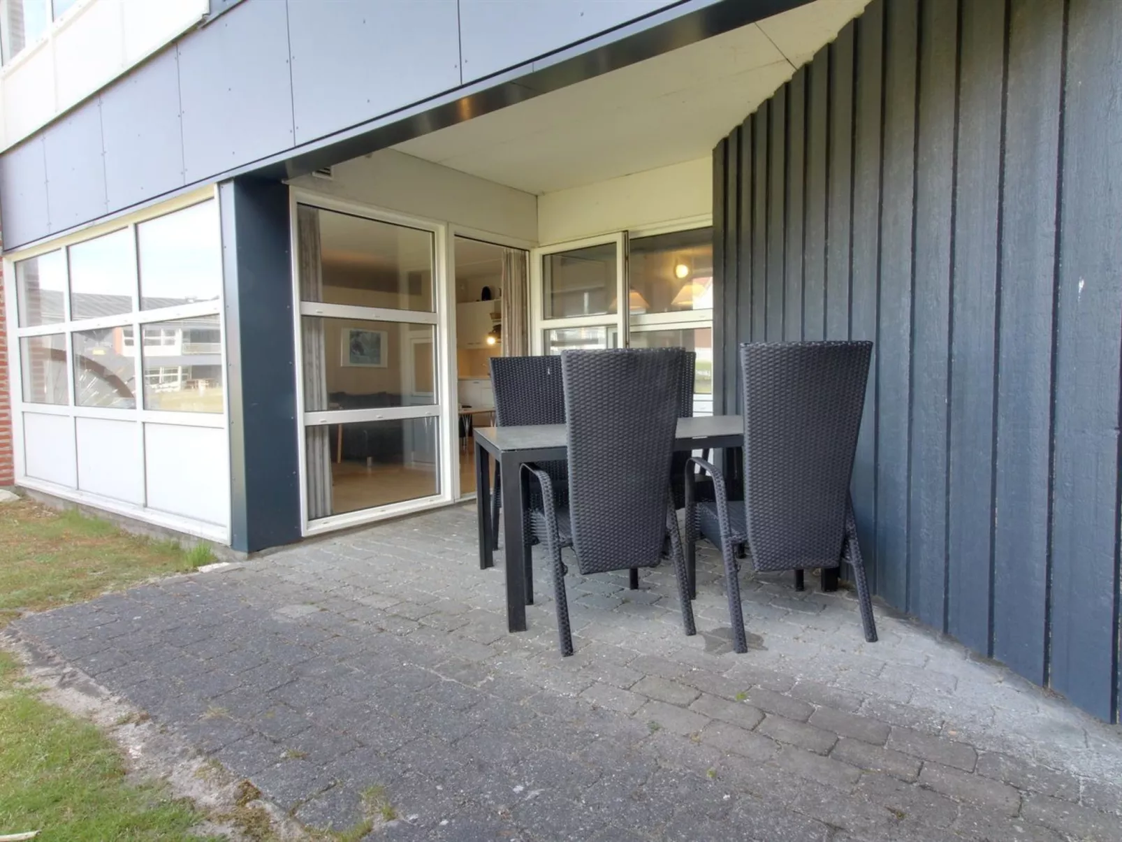 "Akai" - 100m from the sea-Outside