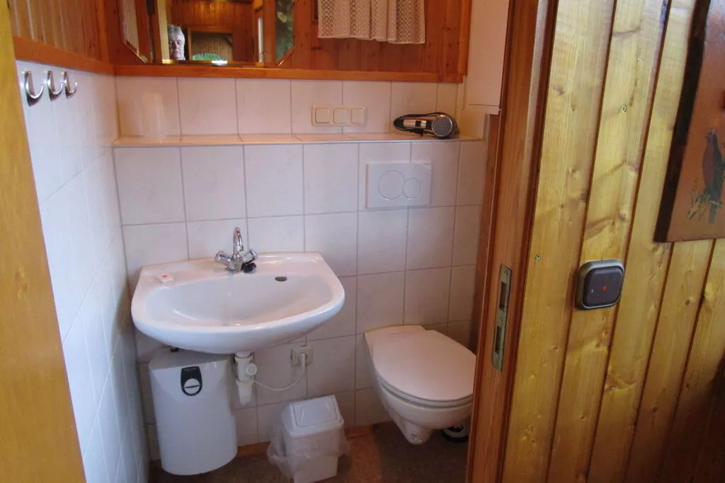 53478-Bathroom