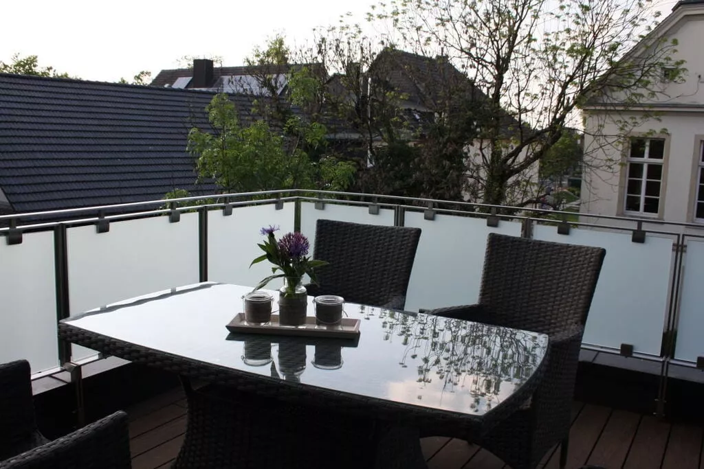 134749-Terrassenbalkon