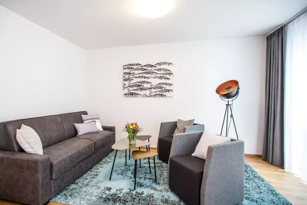 212921-Living room