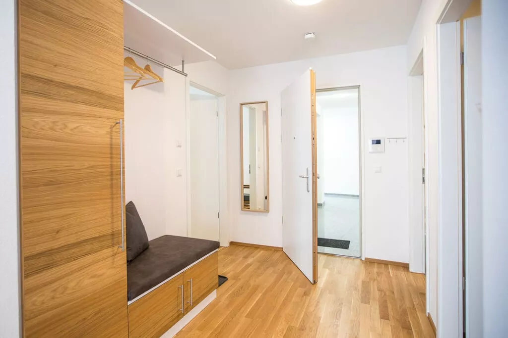 212921-Bedroom
