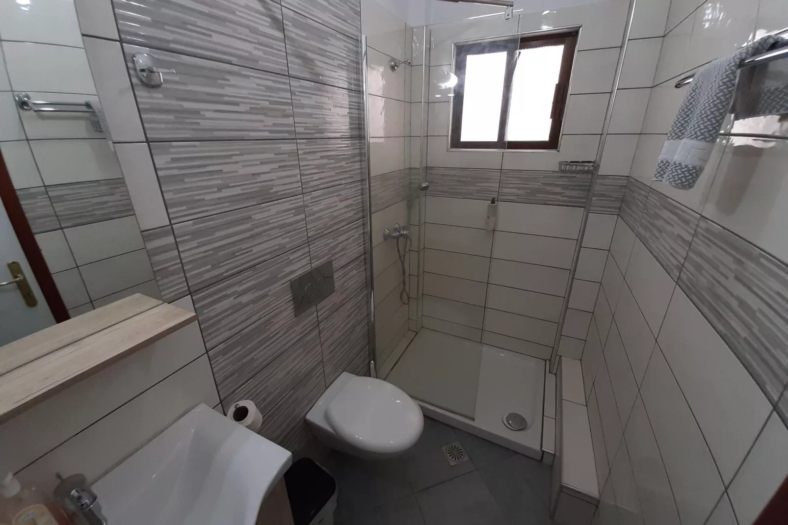 Andromaches Apartments Apartment C-Bathroom