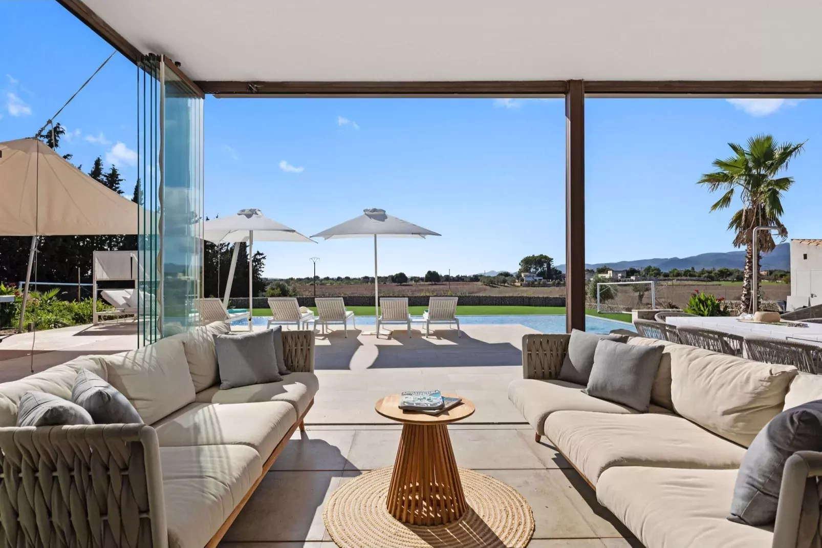 Son Set-Terrace balcony