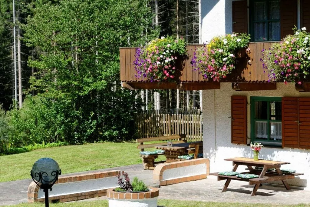 466835-Terrace balcony